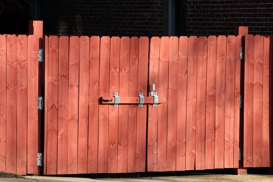Security Fence Installation in Coral Springs